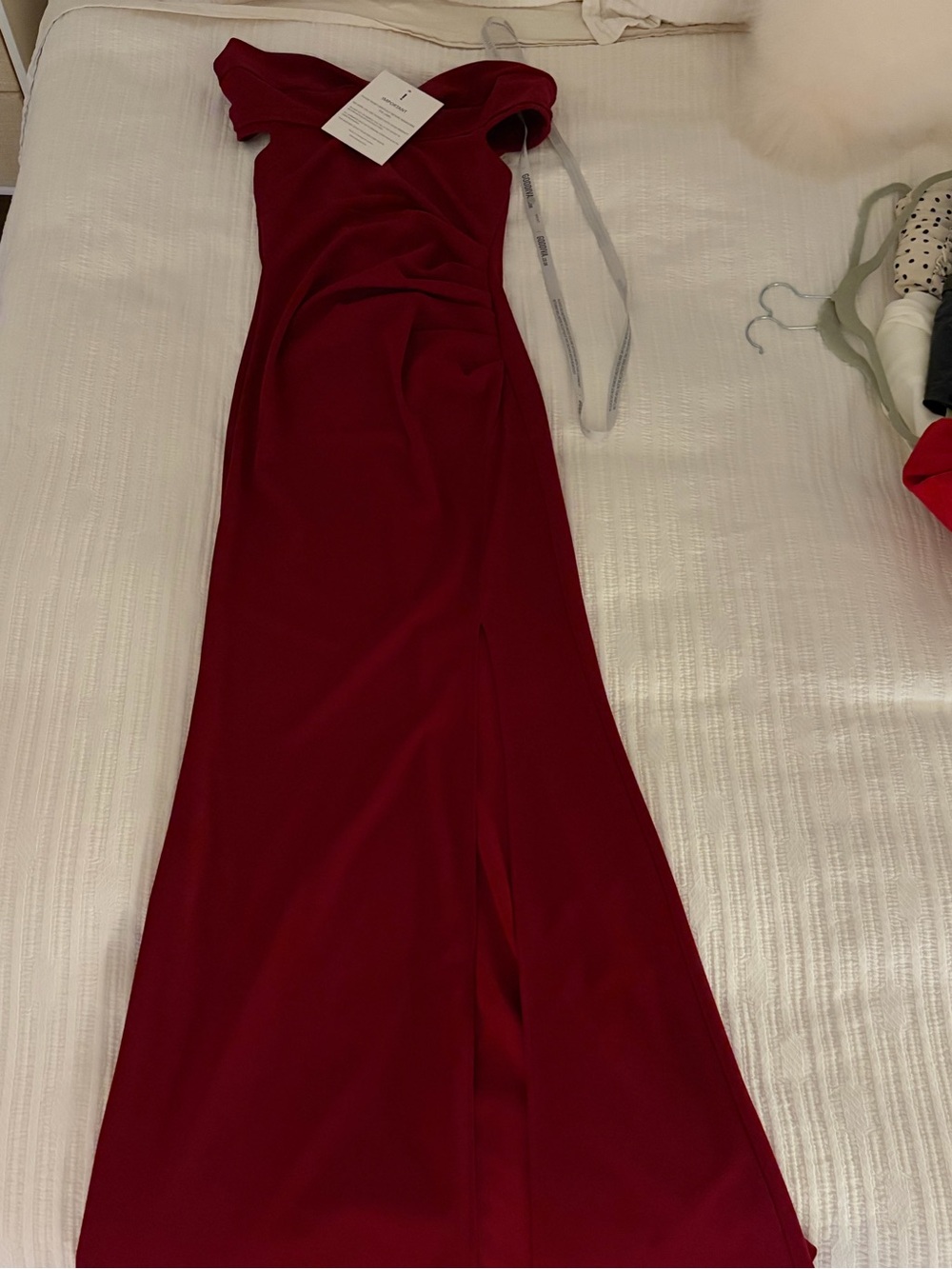Goddiva White Textured Fabric with Red Accent